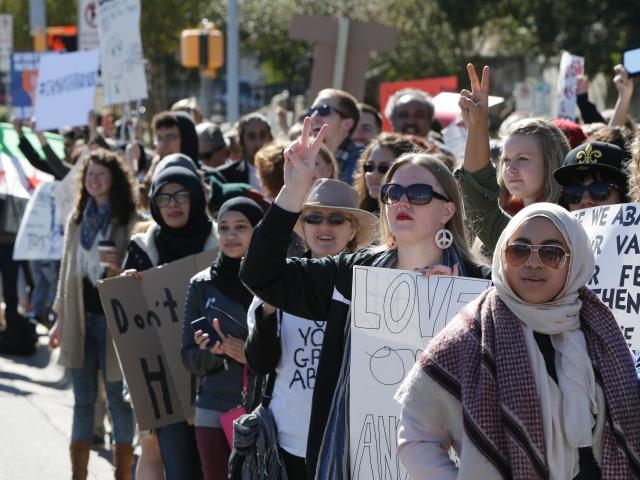 Pro-Muslim rally in Austin