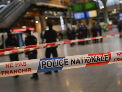 6 injured in knife attack at Gare du Nord train station in Paris: Reports