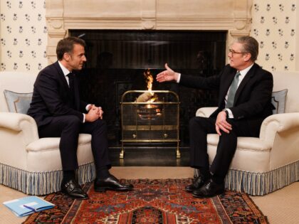 09/01/2025. London, United Kingdom. Prime Minister Keir Starmer chats with French Presiden