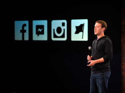 Mark Zuckerberg in front of his app icons
